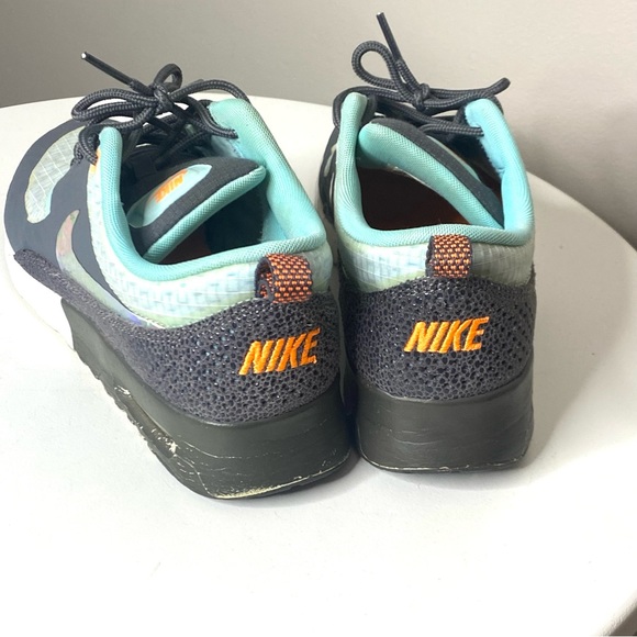 NIKE Air Max Thea Premium Holographic Silver Dark Grey Glacier Ice Women's Sz 6 - Picture 5 of 10